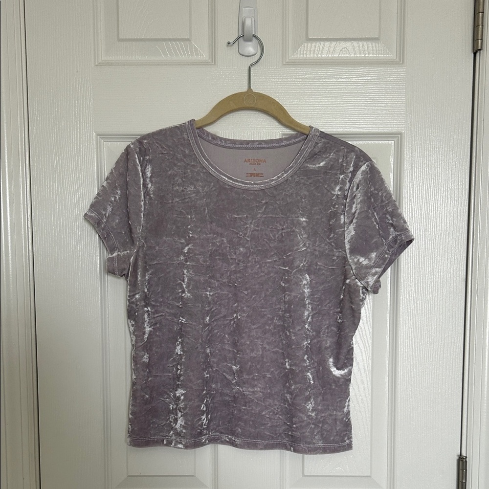 Arizona Jean Company Purple Velvet Short Sleeve Tee